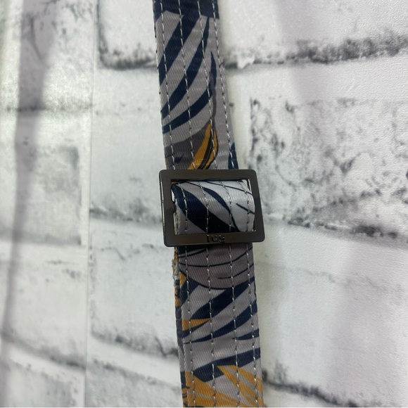 Lug Swivel Lily Grey Crossbody/Top Handle Gusset Bottom Water Resistant … - Picture 4 of 15